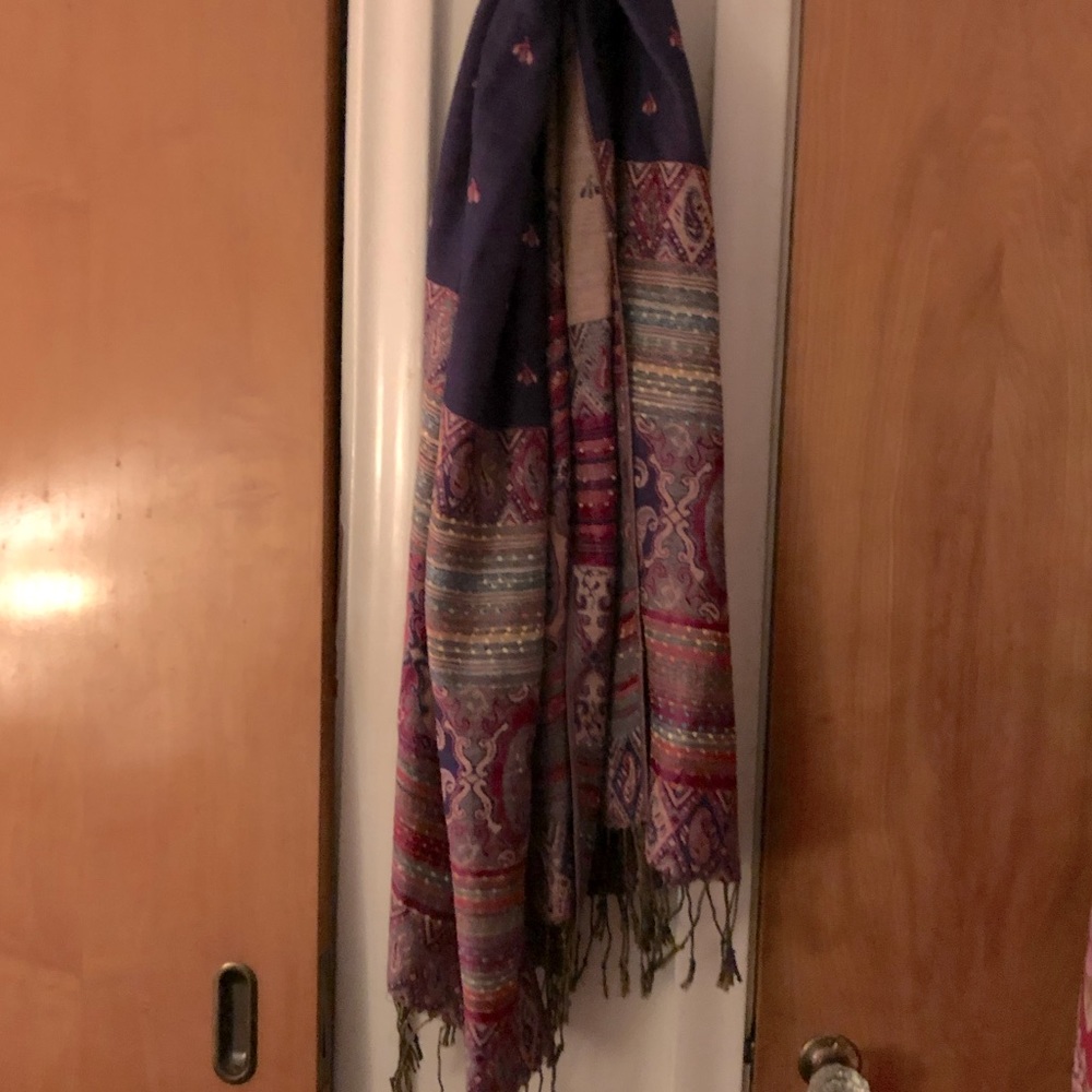 Beautiful fall scarf